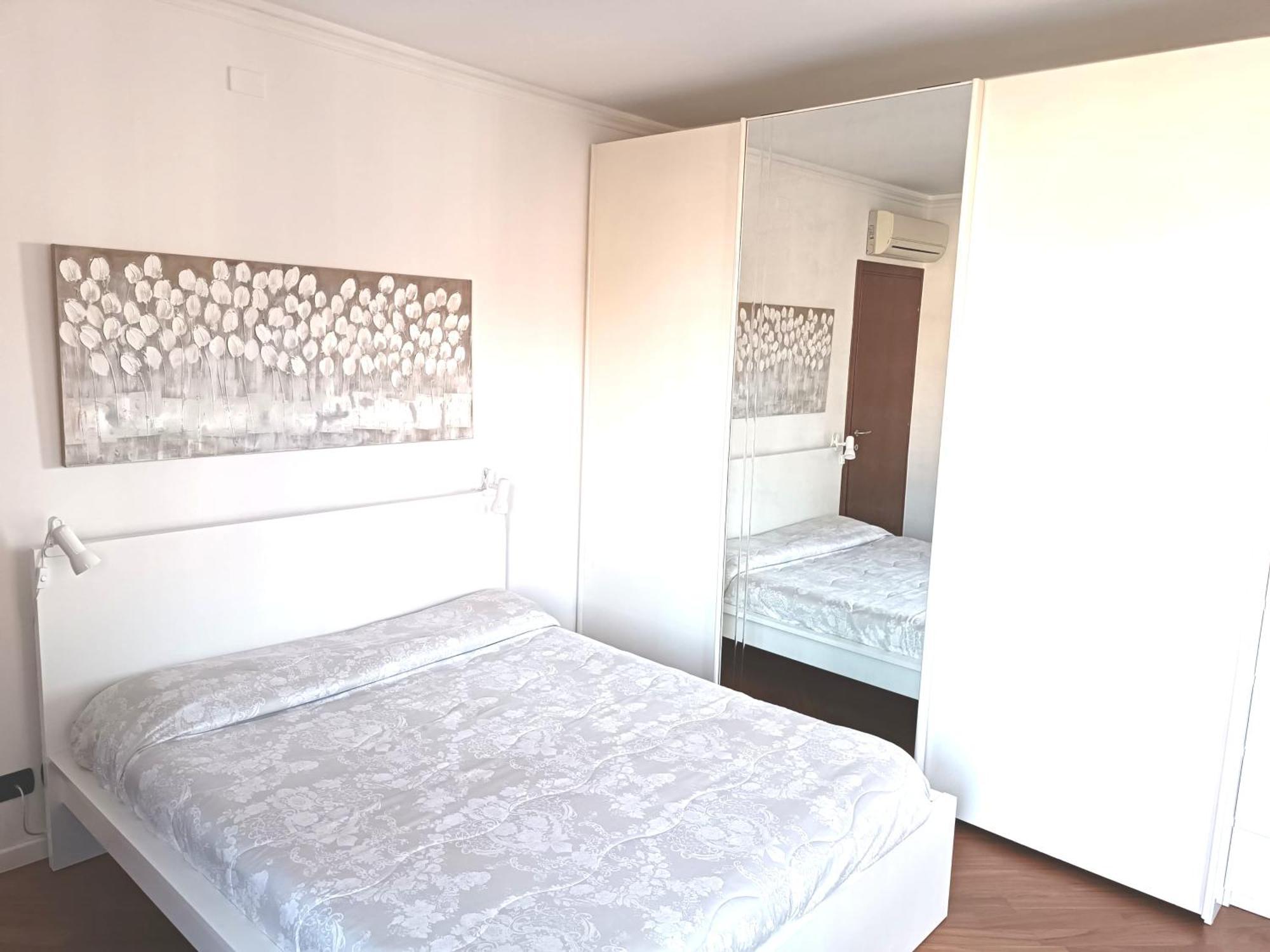 كولونيو مونزيسِّ B&B Accogliente A Due Passi Dal Metro Di Milano - Casa Adriana المظهر الخارجي الصورة